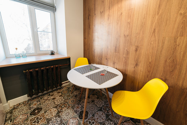 Фотография: Кухня и столовая в стиле Минимализм, Лофт, Декор интерьера, Квартира, Кирпичный дом, 1 комната, до 40 метров, #каксэкономить, Псков, Екатерина Евдокимова – фото на INMYROOM