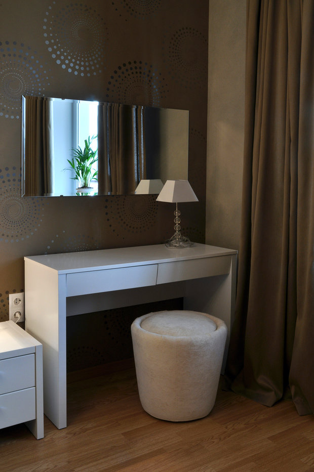 Фотография: Мебель и свет в стиле Современный, Восточный, Малогабаритная квартира, Квартира, Цвет в интерьере, Дома и квартиры, Белый, Переделка – фото на INMYROOM