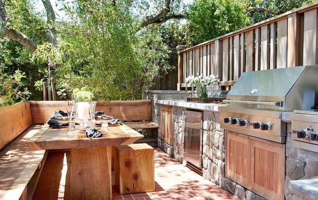 Фотография: Терраса в стиле , Советы, Leroy Merlin, Village Club, Эд Серебренников, мангал, как сделать зону барбекю – фото на INMYROOM