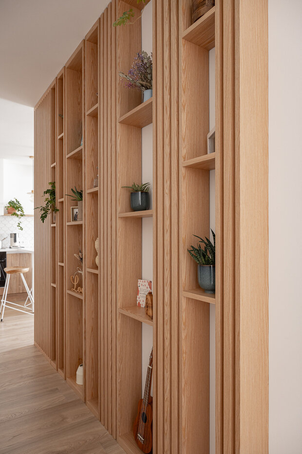 Фотография: Прихожая в стиле Скандинавский, Современный, Эко, Квартира, Проект недели, Москва, Монолитный дом, 4 и больше, Более 90 метров, бюро «Образ жизни», Анастасия Кутовая – фото на INMYROOM
