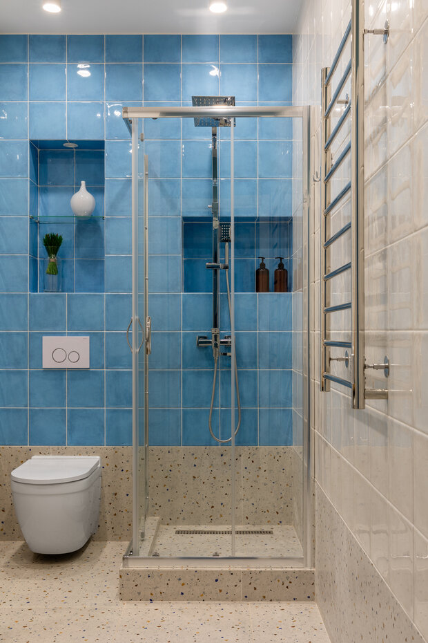 Фотография: Ванная в стиле Современный, Малогабаритная квартира, Квартира, Студия, Проект дня, Сочи, Блочный дом, до 40 метров, Светлана Плетнева – фото на INMYROOM