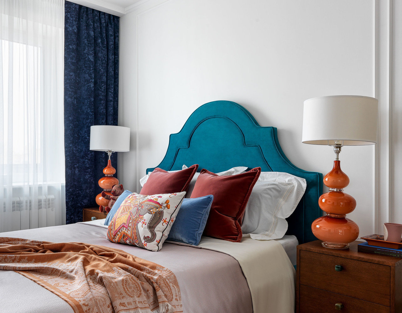 Фотография: Спальня в стиле Современный, Гид, Geometrium, Алина Лаврентьева, Ксения Мезенцева, Protena, Андрей Попов – фото на INMYROOM Фотография: Спальня в стиле Современный, Гид, Geometrium, Алина Лаврентьева, Ксения Мезенцева, Protena, Андрей Попов – фото на INMYROOM