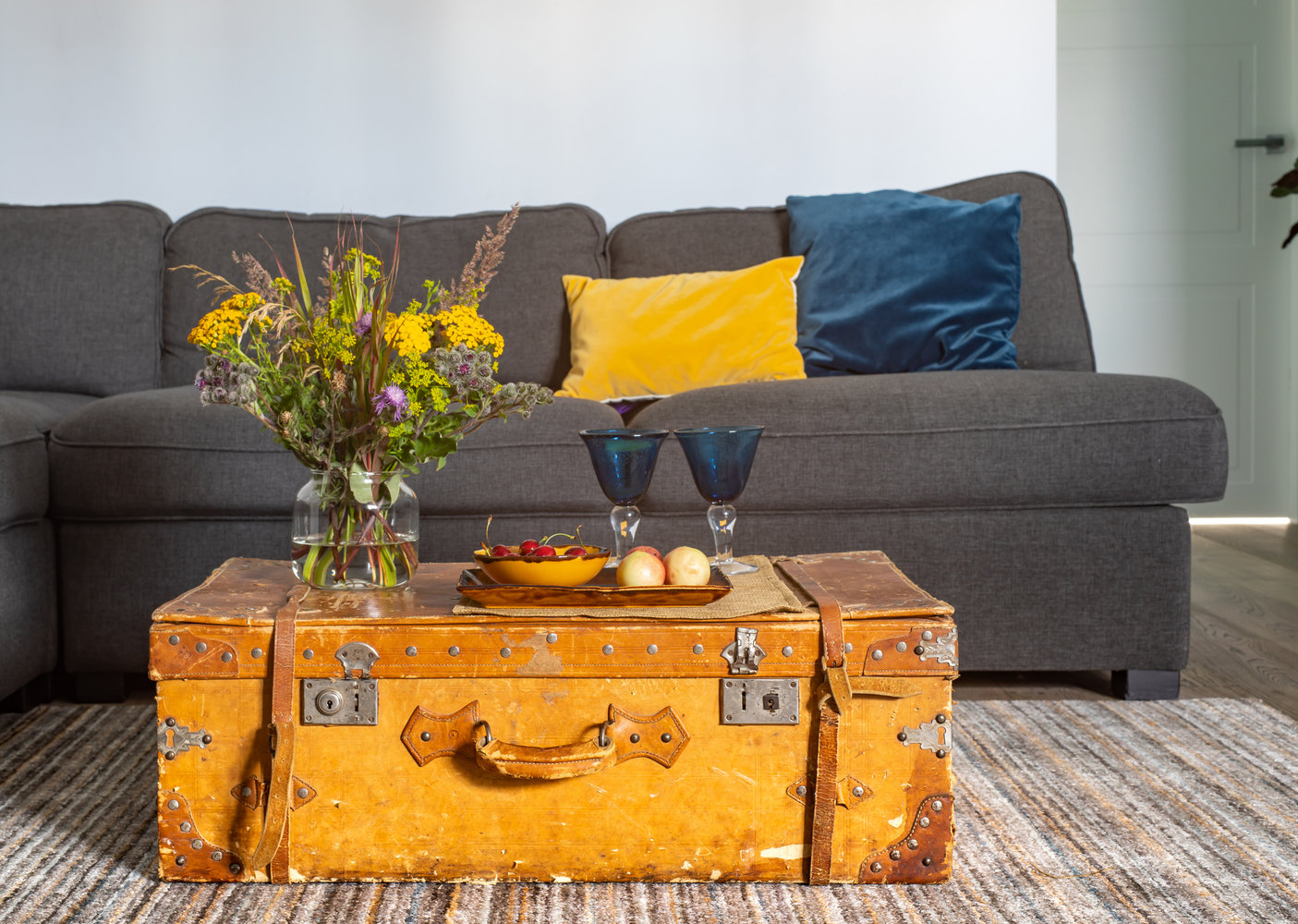 Фотография: Гостиная в стиле Современный, Квартира, Проект недели, Москва, Монолитный дом, 4 и больше, Более 90 метров, Евгения Козюкова – фото на INMYROOM Фотография: Гостиная в стиле Современный, Квартира, Проект недели, Москва, Монолитный дом, 4 и больше, Более 90 метров, Евгения Козюкова – фото на INMYROOM