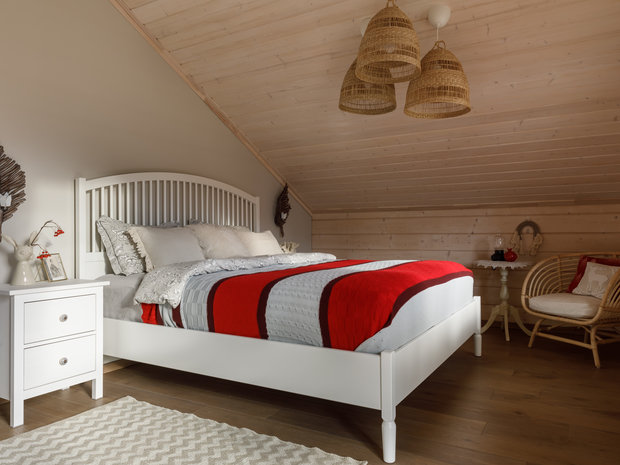 Фотография: Спальня в стиле Прованс и Кантри, Современный, Дом, Проект недели, Дача, Дом и дача, Ленинградская область, 4 и больше, Более 90 метров, Елена Горячева, Студия «Мистер Дизайн» – фото на INMYROOM