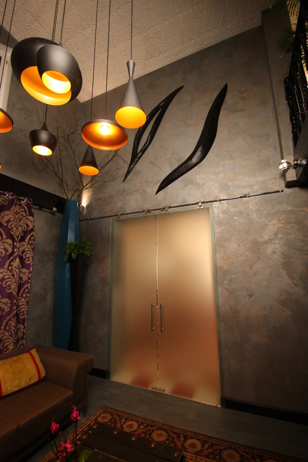 Фото из портфолио Гостиная с резным потолком – фотографии дизайна интерьеров на INMYROOM