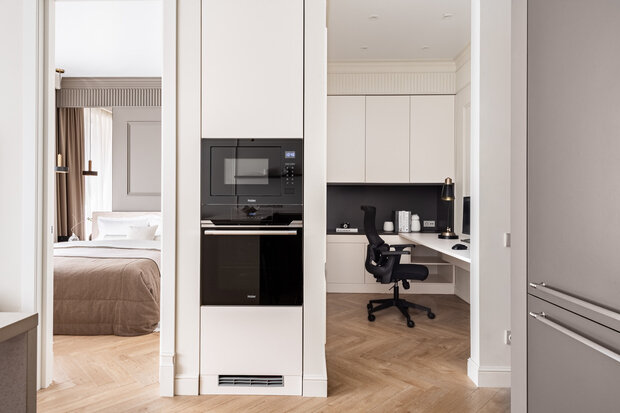 Фотография: Кухня и столовая в стиле Современный, Квартира, Проект дня, 2 комнаты, 40-60 метров, Анна Жижайкина, современный с элементами неоклассики – фото на INMYROOM