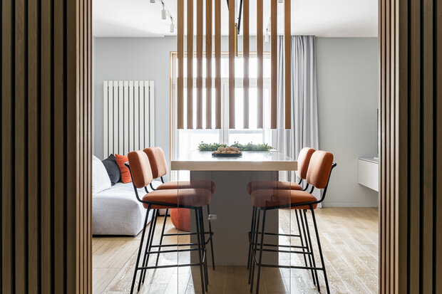 Фотография: Кухня и столовая в стиле Современный, Минимализм, Квартира, Проект недели, Челябинск, 3 комнаты, Более 90 метров, Юлия Помазнюк – фото на INMYROOM