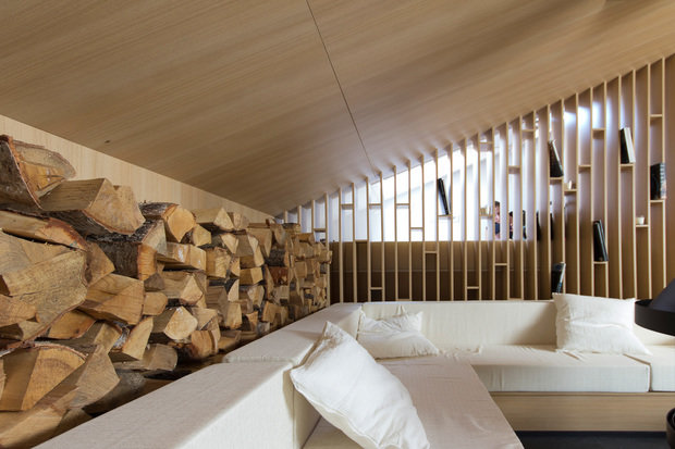 Фотография: Гостиная в стиле Лофт, IKEA, Мансарда – фото на INMYROOM