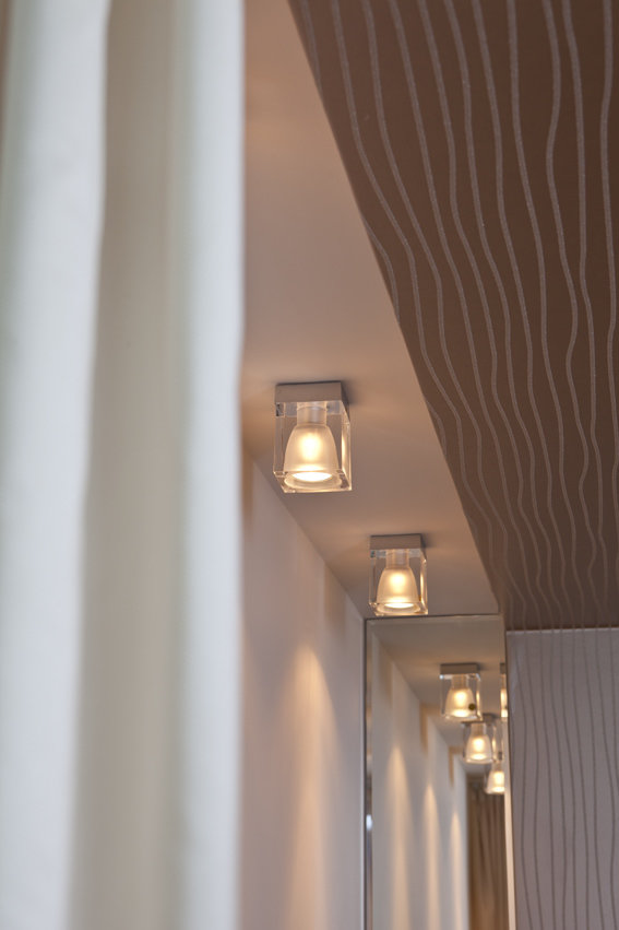 Фотография: Мебель и свет в стиле Современный, Квартира, Дома и квартиры – фото на INMYROOM Фотография: Мебель и свет в стиле Современный, Квартира, Дома и квартиры – фото на INMYROOM