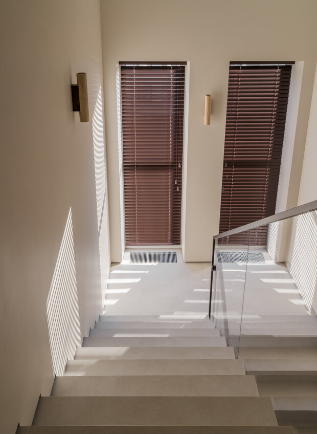 Фотография: Прихожая в стиле Современный, Минимализм, Дом, Проект дня, Дом и дача, Московская область, 4 и больше, Более 90 метров, минимализм с элементами современного дизайна, Ксения Котельникова – фото на INMYROOM