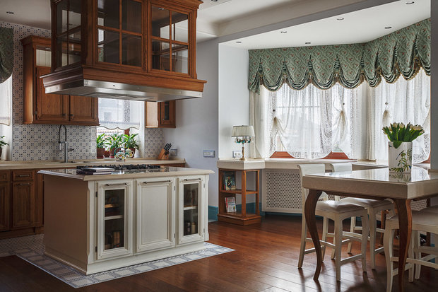 Дизайн: Елена Лапшина и дизайн-студия BERLOGA