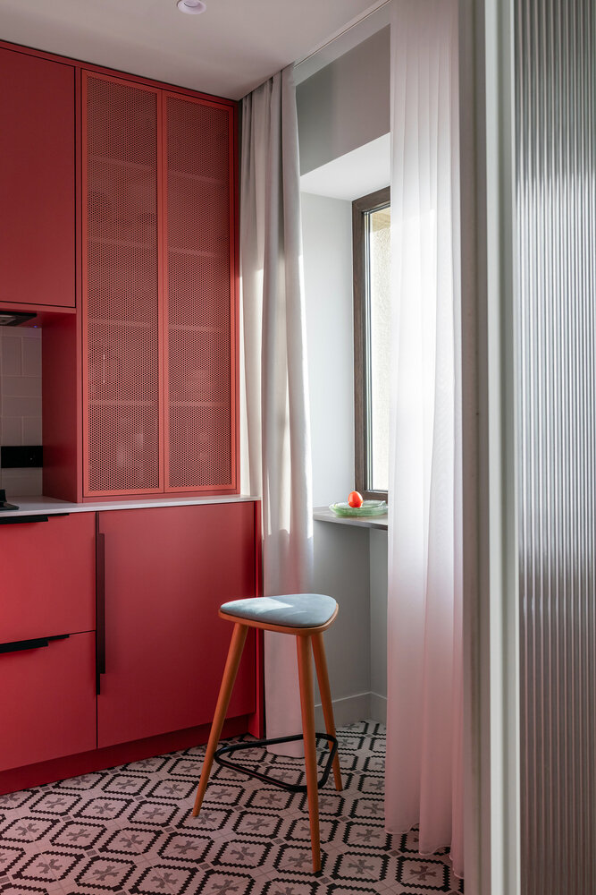 Фотография: Кухня и столовая в стиле Современный, Переделка, Хрущевка, Полина Чернышова – фото на INMYROOM Фотография: Кухня и столовая в стиле Современный, Переделка, Хрущевка, Полина Чернышова – фото на INMYROOM