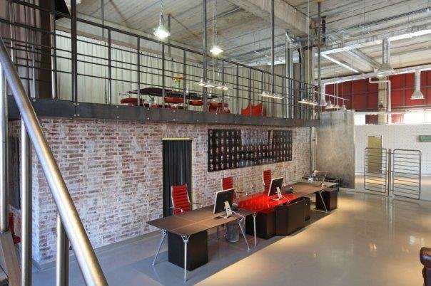 Фото из портфолио Офис медиагруппы "ЖИВИ" на Арме – фотографии дизайна интерьеров на INMYROOM