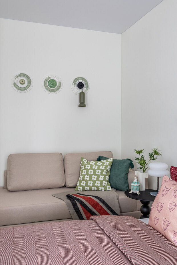 Фотография: Спальня в стиле Современный, Малогабаритная квартира, Квартира, Студия, Проект дня, Татьяна Иванова, до 40 метров, Ярославль, современный с элементами ретро, фото интерьера, дизайн интерьера фото – фото на INMYROOM