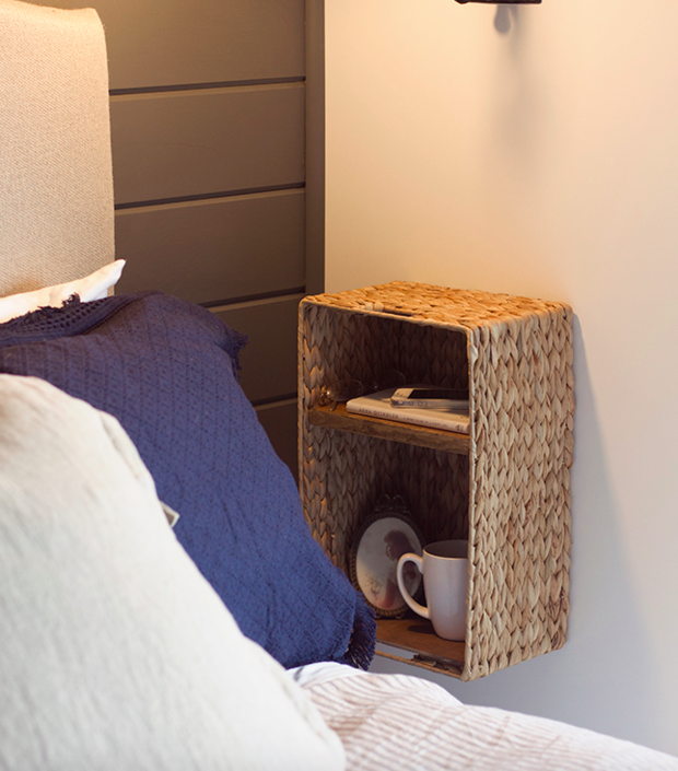 Фотография: Аксессуары в стиле Прованс и Кантри, Спальня, Эклектика, Декор интерьера, Малогабаритная квартира, Декор, Переделка, Эко – фото на INMYROOM