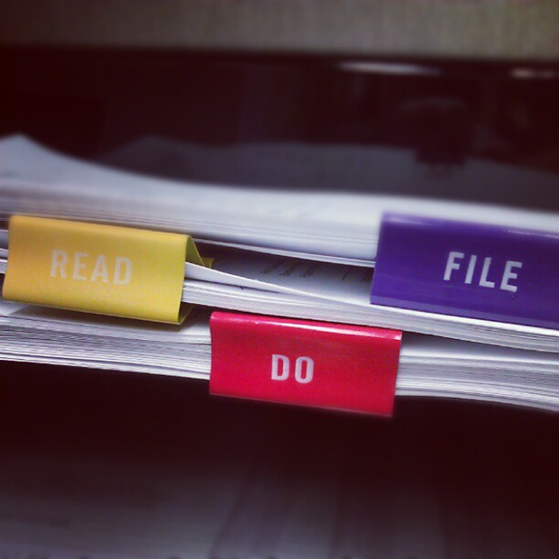 Фотография: Аксессуары в стиле Современный, Кабинет, Декор интерьера, Дом, Интерьер комнат – фото на INMYROOM