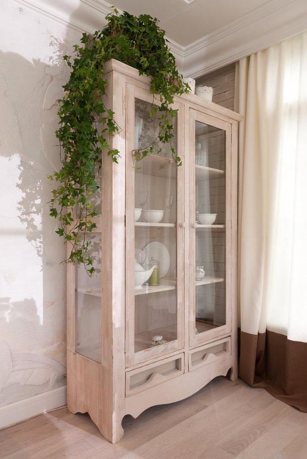 Фотография: Кухня и столовая в стиле Прованс и Кантри, Дом, Интерьер комнат, Прованс, Дача, Камин – фото на INMYROOM