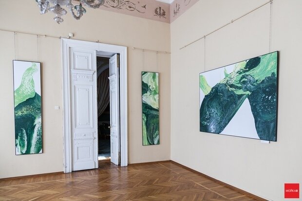 Фото из портфолио Мои картины в интерьерах – фотографии дизайна интерьеров на INMYROOM