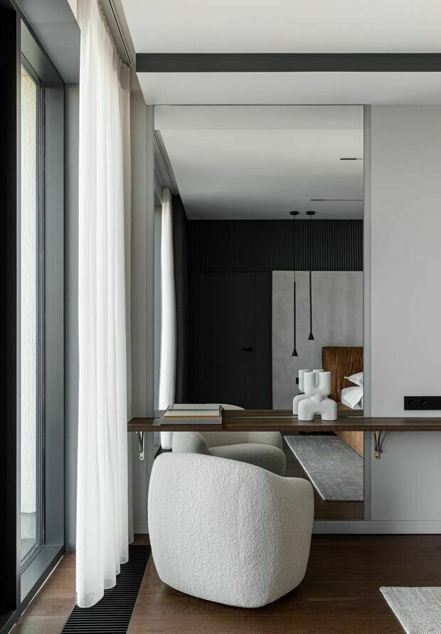 Фотография: Спальня в стиле Современный, Минимализм, Дом, Проект дня, Подмосковье, Дом и дача, Монолитный дом, 4 и больше, Более 90 метров, Анна Шаповалова – фото на INMYROOM