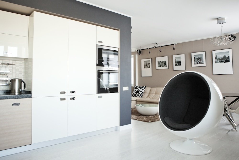 Фотография: Кухня и столовая в стиле Хай-тек, Ремонт на практике, Андрей Лямин-Бородин – фото на INMYROOM