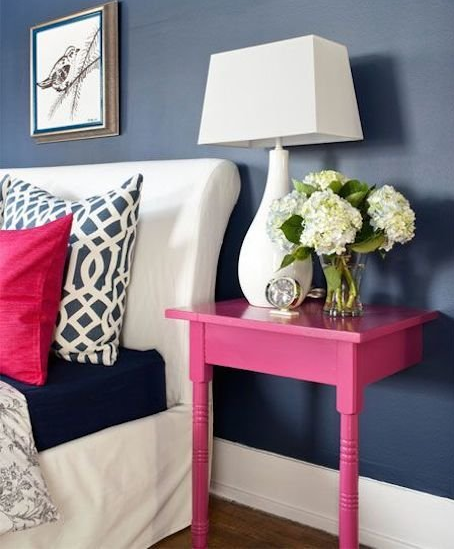 Фотография: Спальня в стиле Прованс и Кантри, Декор интерьера, Мебель и свет, Стол – фото на INMYROOM