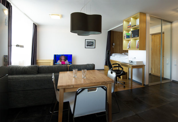 Фото из портфолио Интерьер однокомнатной квартиры общей площадью 38 кв. м – фотографии дизайна интерьеров на INMYROOM