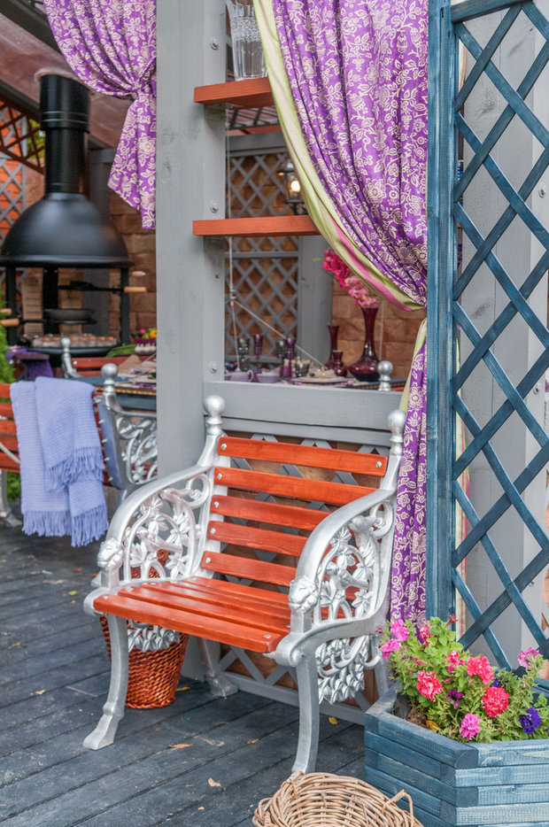 Фотография: Терраса в стиле Прованс и Кантри, Россия, MW-LIGHT, Дача, Бежевый, Бирюзовый, Коричневый, Подмосковье, Дом и дача, Фазенда, Home Melody, Luminarc, Cote table, Fashion Terrasa, Хоббика, Уютерра, Трехгорная мануфактура, пристройка веранды, веранда на даче, Ирина Иванова, летняя беседка с летней кухней, летняя кухня, беседка с грилем, летняя веранда, как быстро построить веранду – фото на INMYROOM