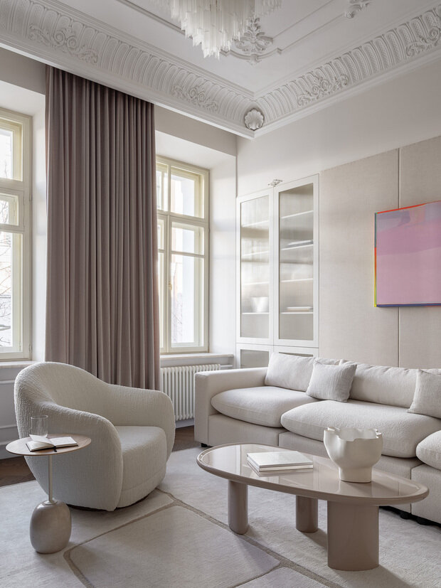 Фотография: Гостиная в стиле Классический, Современный, Эклектика, Квартира, Проект дня, Москва, Анна Макеева, Кирпичный дом, 3 комнаты, Более 90 метров, современный с элементами классики и роскоши – фото на INMYROOM