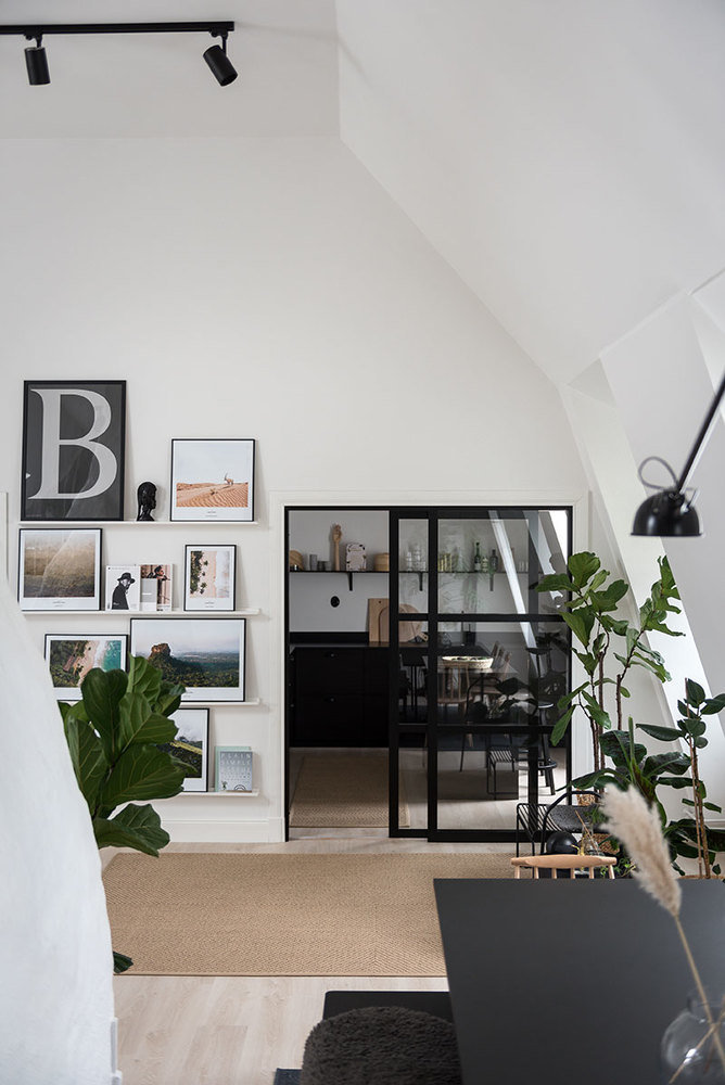 Фотография: Гостиная в стиле Скандинавский, Декор интерьера, Квартира, Швеция, 4 и больше, Более 90 метров, Вестерос – фото на INMYROOM Фотография: Гостиная в стиле Скандинавский, Декор интерьера, Квартира, Швеция, 4 и больше, Более 90 метров, Вестерос – фото на INMYROOM