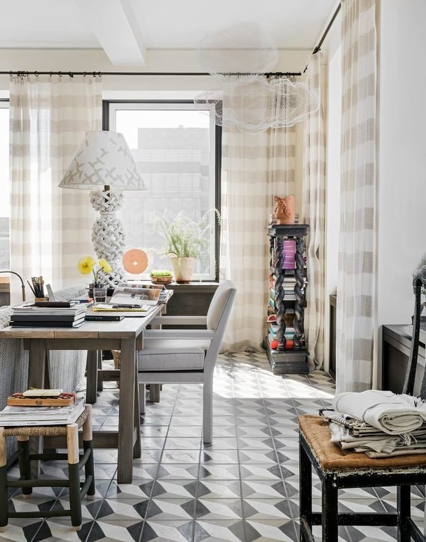 Фотография: Кабинет в стиле Прованс и Кантри, Декор интерьера, Малогабаритная квартира, Квартира, Нью-Йорк, Гид – фото на INMYROOM