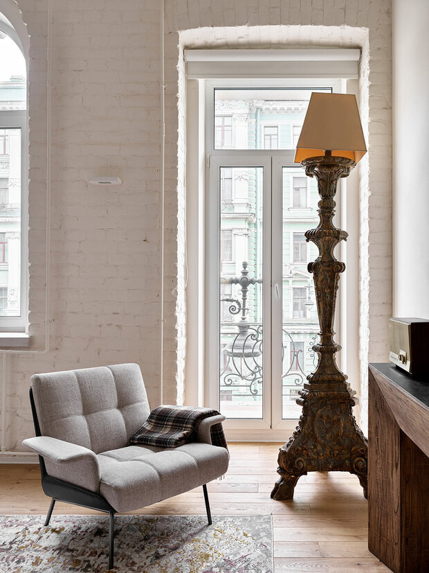 Фотография: Гостиная в стиле Скандинавский, Современный, Эклектика, Квартира, Проект дня, Санкт-Петербург, Кирпичный дом, 1 комната, Николай Банников, эклектика с элементами эко и современного стиля, Алена Дорофеева – фото на INMYROOM