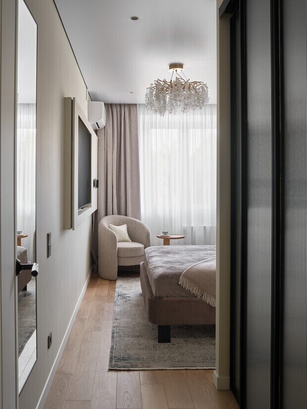 Фотография: Спальня в стиле Современный, Квартира, Проект дня, Панельный дом, 2 комнаты, 60-90 метров, Челябинская область, Влада Николаева – фото на INMYROOM