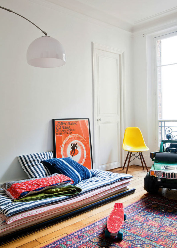 Фото из портфолио Как превратить "старую" роскошную квартиру в самом центре Парижа в современный семейный дом – фотографии дизайна интерьеров на INMYROOM