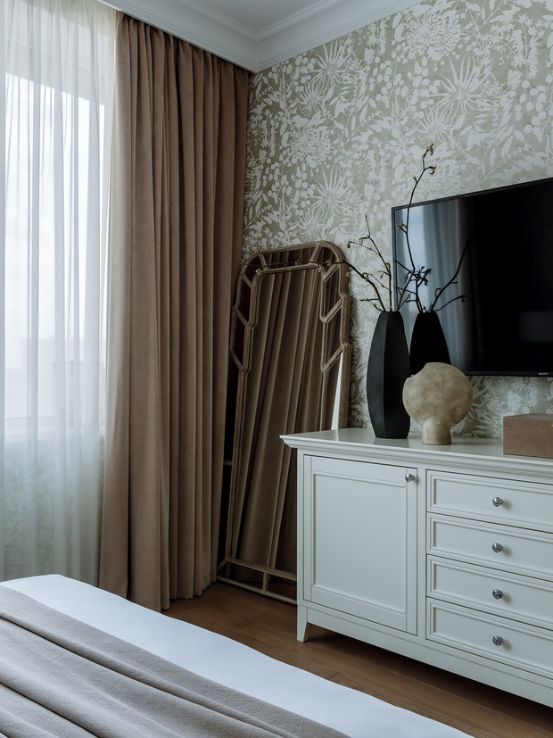 Фотография: Спальня в стиле Классический, Современный, Квартира, Проект недели, Москва, 3 комнаты, 60-90 метров, Андрей Некрасов – фото на INMYROOM