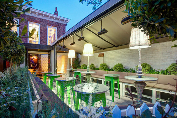 Фотография: Терраса в стиле Современный, Восточный, Дома и квартиры, Городские места, Отель – фото на INMYROOM