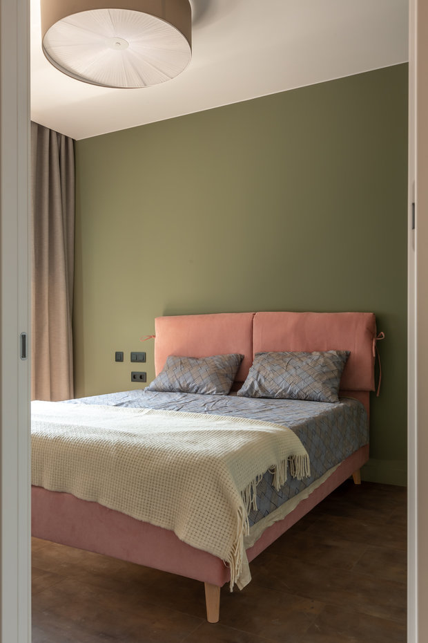 Фотография: Спальня в стиле Минимализм, Современный, Квартира, Проект недели, Москва, Buro Brainstorm, 1 комната, до 40 метров, 40-60 метров – фото на INMYROOM