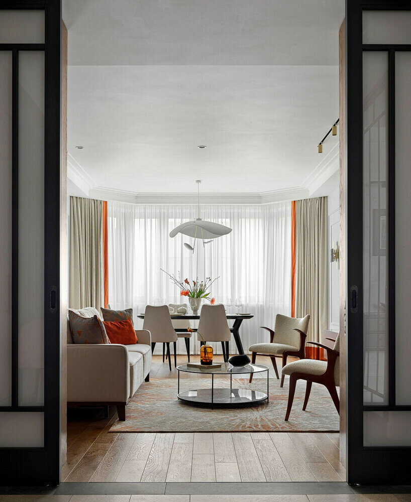 Фотография: Гостиная в стиле Современный, Квартира, Проект недели, Москва, Монолитный дом, 3 комнаты, Более 90 метров, Anddesign – фото на INMYROOM