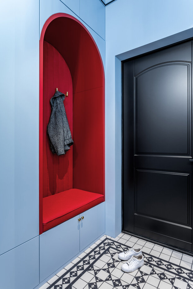 Фотография: Прихожая в стиле Современный, Квартира, Проект дня, Москва, 4 и больше, Более 90 метров, Виктория Колесникова – фото на INMYROOM