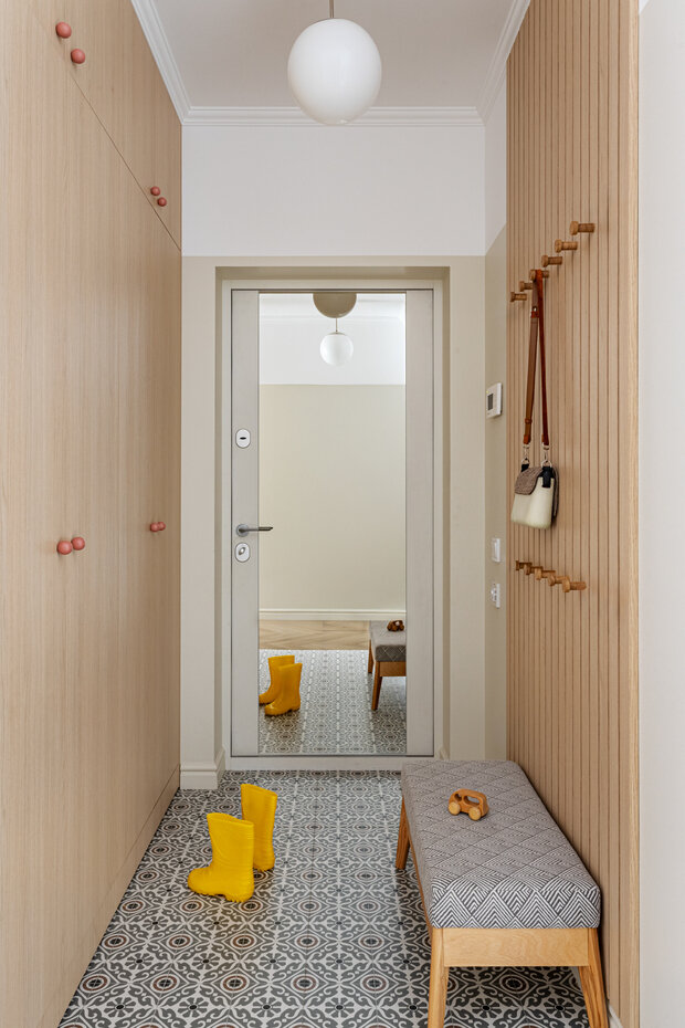 Фотография: Прихожая в стиле Современный, Квартира, Проект дня, Минск, Монолитный дом, 3 комнаты, 40-60 метров, современный с элементами минимализма и скандинавского стиля, фото интерьера, дизайн интерьера фото, Виталий Савко – фото на INMYROOM