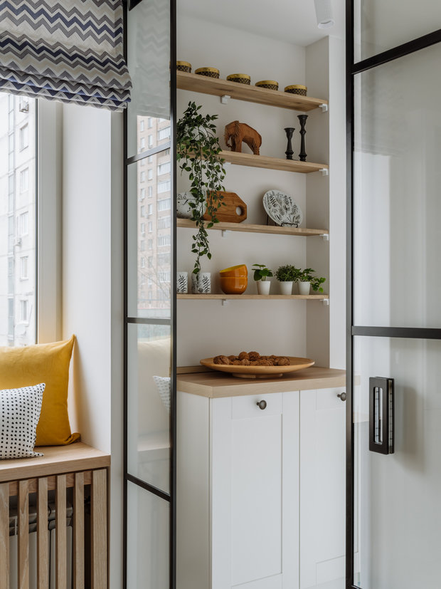 Фотография: Кухня и столовая в стиле Скандинавский, Квартира, Проект недели, Москва, 3 комнаты, 40-60 метров, Carton Group – фото на INMYROOM