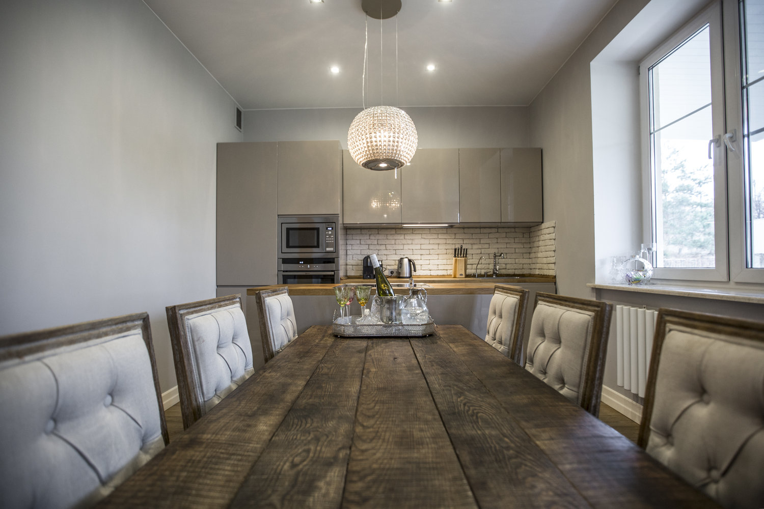 Фотография: Кухня и столовая в стиле Современный, Дом, Подмосковье, Дом и дача, Более 90 метров, Вера Савельева, КП «Кедры», Студия дизайна «Элементы Стиля» – фото на INMYROOM