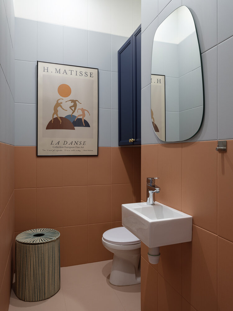 Фотография: Ванная в стиле Современный, Малогабаритная квартира, Квартира, Проект недели, Одинцово, Монолитный дом, 1 комната, до 40 метров, Юлия Сергеева, Julia Sergeeva Interiors – фото на INMYROOM Фотография: Ванная в стиле Современный, Малогабаритная квартира, Квартира, Проект недели, Одинцово, Монолитный дом, 1 комната, до 40 метров, Юлия Сергеева, Julia Sergeeva Interiors – фото на INMYROOM