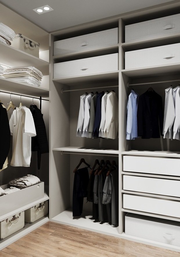 Гардеробная и вся мебель в проекте встроенные, будут изготовлены на заказ.