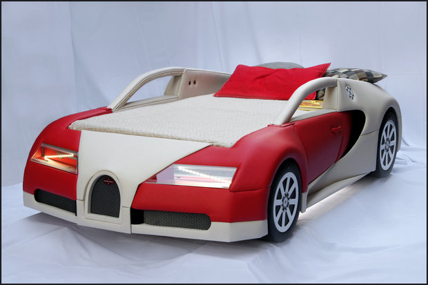 Фото из портфолио Уникальная детская кровать-машина BugaTTi Veyron от R.O.M.-Dekor – фотографии дизайна интерьеров на INMYROOM