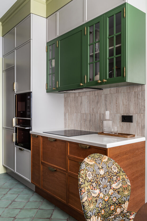 Фотография: Кухня и столовая в стиле Современный, Эклектика, Квартира, Проект дня, Москва, Фили, 2 комнаты, 40-60 метров, Валерия Анисимова, современный с элементами эклектики, Анастасия Ярышева – фото на INMYROOM