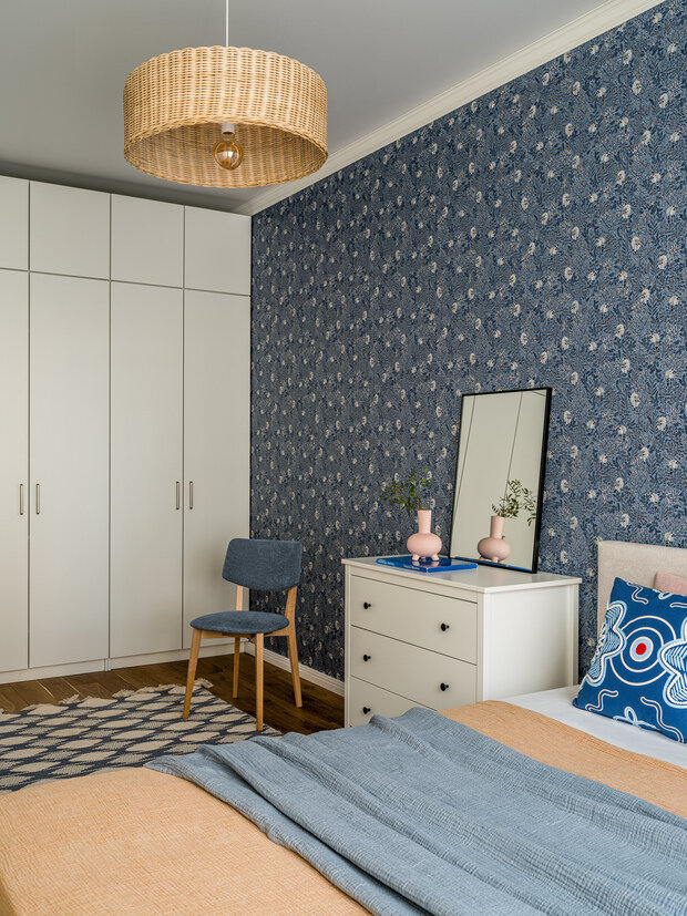 Все большие системы хранения делались на заказ. Благодаря выбору простых фасадов получилось сильно сэкономить.