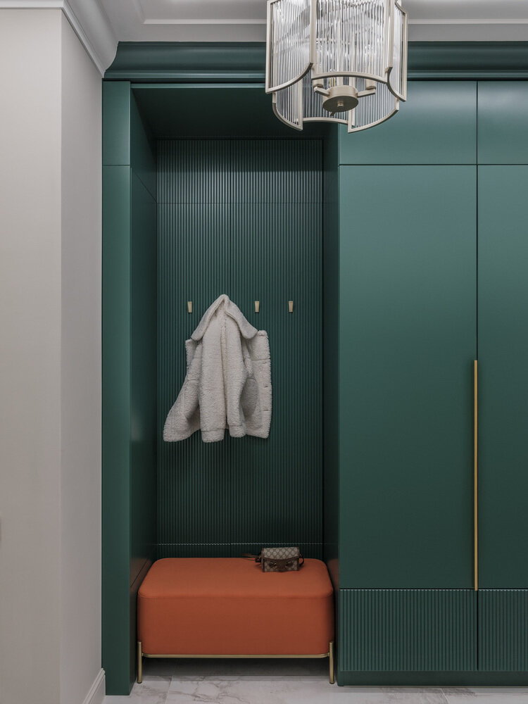 Фотография: Прихожая в стиле Классический, Современный, Эклектика, Квартира, Проект недели, Москва, 2 комнаты, 40-60 метров, Виолетта Голубева, Golubeva design&architecture – фото на INMYROOM Фотография: Прихожая в стиле Классический, Современный, Эклектика, Квартира, Проект недели, Москва, 2 комнаты, 40-60 метров, Виолетта Голубева, Golubeva design&architecture – фото на INMYROOM
