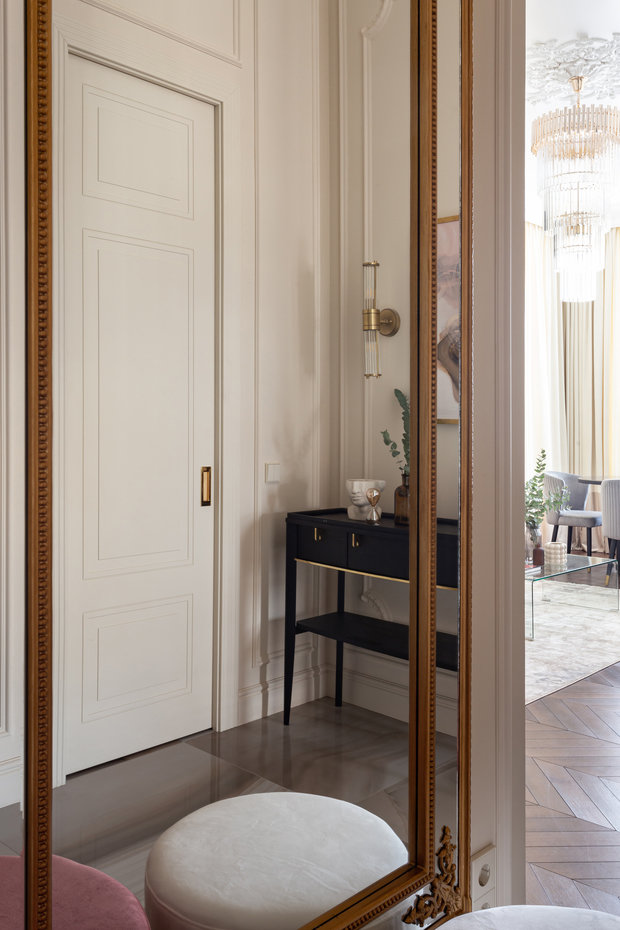 Фотография: Прихожая в стиле Классический, Современный, Квартира, Проект недели, Москва, 4 и больше, Более 90 метров, Анастасия Меркулова – фото на INMYROOM