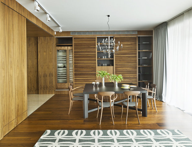 Дазайн: студия PHD.