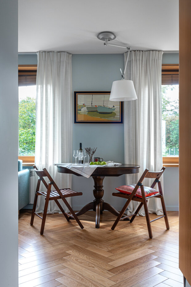 Фотография: Кухня и столовая в стиле Скандинавский, Современный, Эклектика, Малогабаритная квартира, Квартира, Проект недели, Москва, Блочный дом, 2 комнаты, до 40 метров, Наталия Ленда – фото на INMYROOM